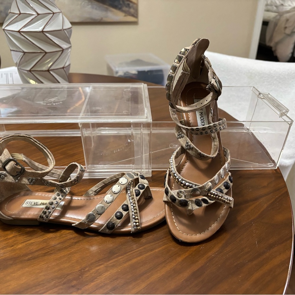 Flat cream colored flat gladiator sandal